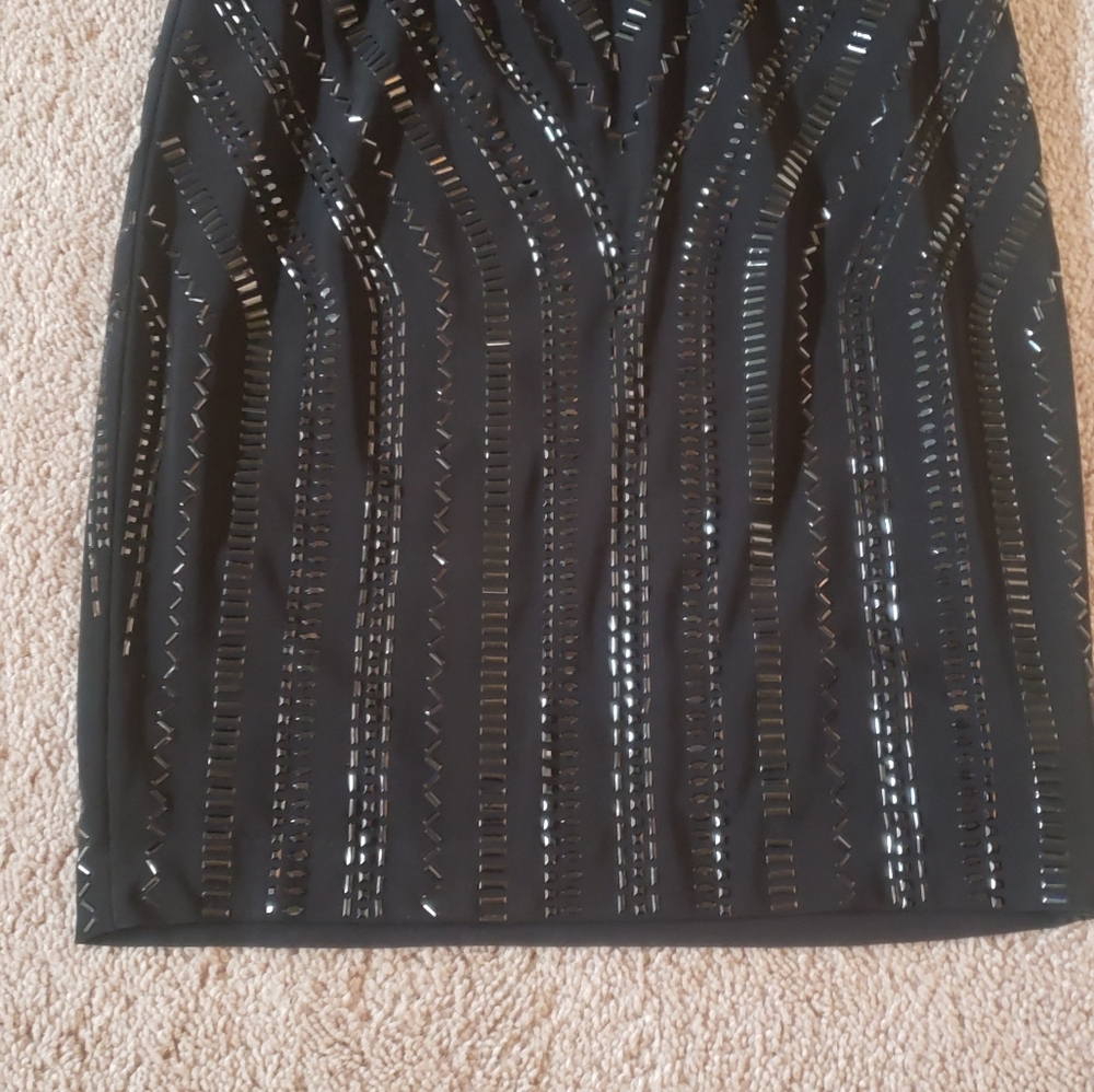 Cache 2 beaded mockneck & skirt flowy upper keyhole back - Picture 11 of 11